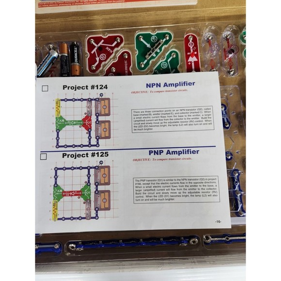 Electronic Snap Circuits Set SC-300 With Manuals by Elenco  tested - Picture 8 of 15